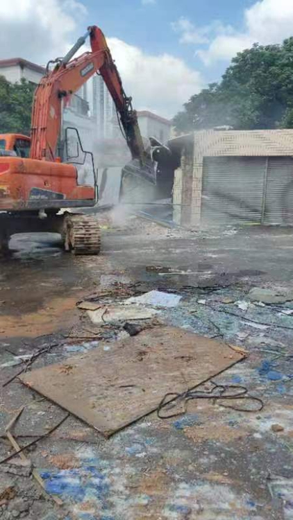 履带式液压挖掘机斗山DX215-9C