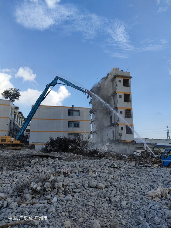 履带式液压挖掘机450-28米高炮